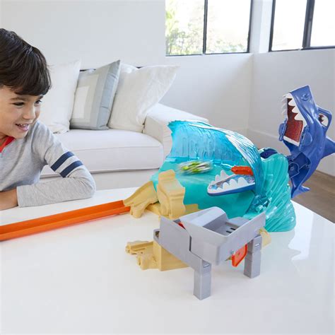 Hot Wheels City Set Velika Ajkula AKSA