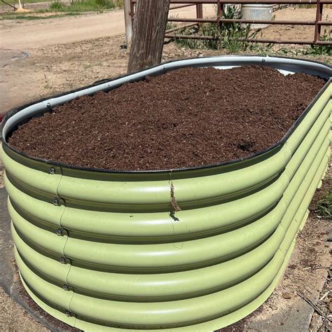 how to fill a raised bed 5