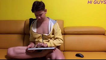 E Se Pone Cachondo XVIDEOS