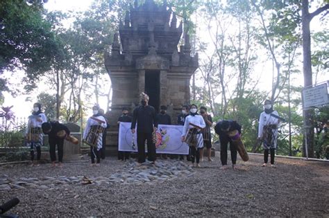 Dua Warisan Budaya Asal Garut Dapat Sertifikat Wbtb Dari