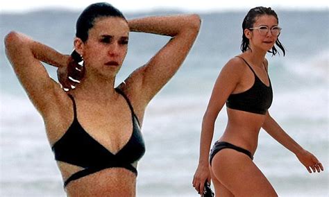 Nina Dobrev Shows Off Fab Figure As She Frolics In Bikini Daily Mail Online