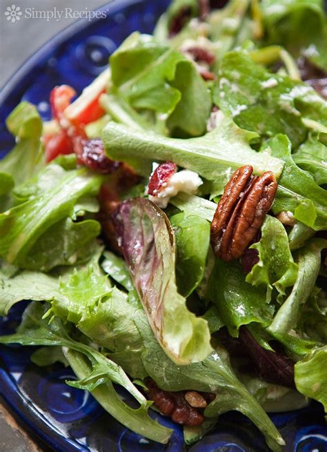 Mixed Green Salad With Pecans Goat Cheese And Honey Mustard Vinaigrette Recipe Salad Mixed