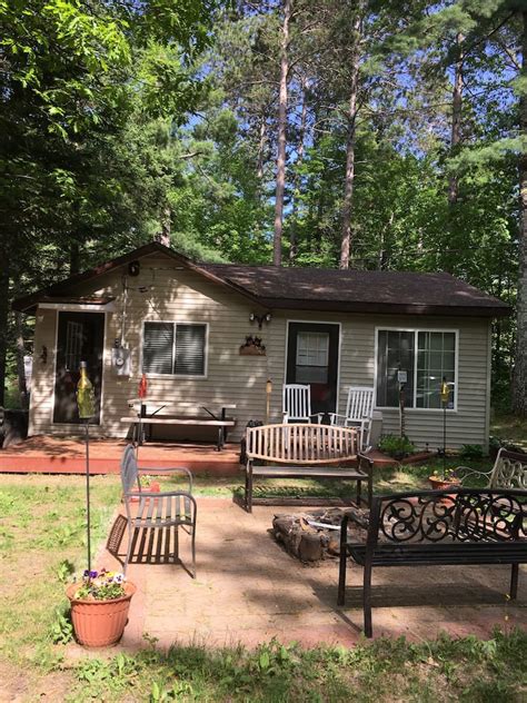 Cozy Cabin In Northwoods Beach Cabins For Rent In Hayward Wisconsin