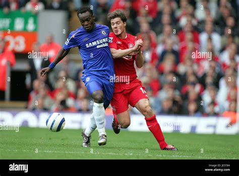 Liverpool chelsea 2005 hi-res stock photography and images - Alamy