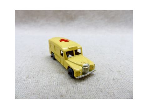 Matchbox Lesney Series N 14 Daimler Ambulance