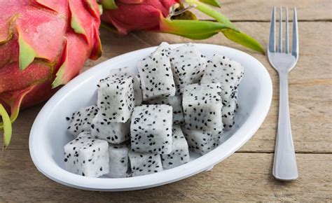 Wie Isst Man Eine Drachenfrucht Pitahaya Gutekueche At