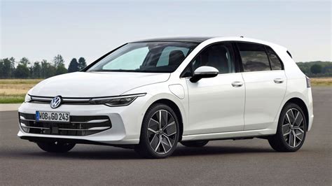 Th Gen Volkswagen Golf Gets Refreshed For