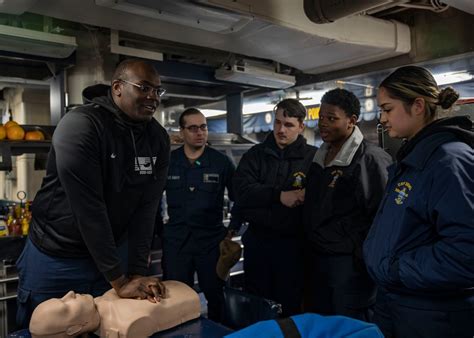 Dvids Images Sailors Conduct Cpr Training Aboard Uss Dewey Image 5