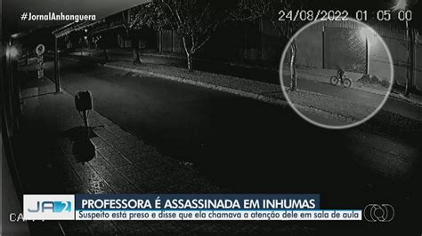 Vídeo Mostra Quando Ex Aluno Foge Da Casa De Professora Após Matá La Para Se Vingar Por Levar