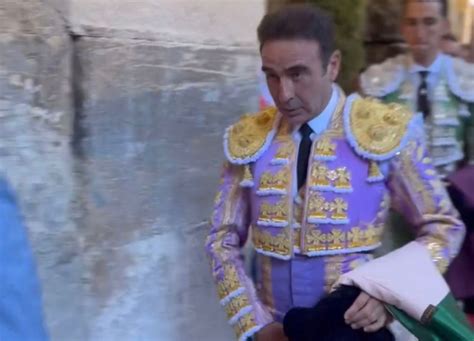 FOTONOTICIA Un Traje Malva Y Oro Con Flores De Azahar Para La