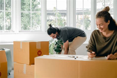 The Benefits Of Hiring Professional Movers New York Spaces