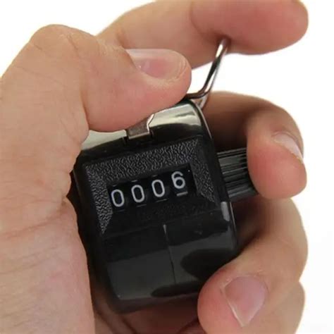 High 1pcs Hand Tally Click Counter With 4 Digital Number Finger Display