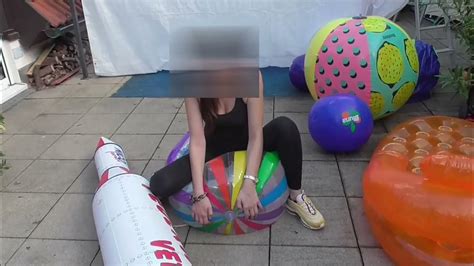 Da 075 Beach Ball Deflating Youtube