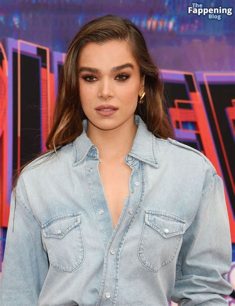 Hailee Steinfeld Haileesteinfeld Nude Leaks Photo 1089 TheFappening