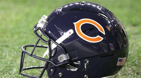 Bears Trade No 1 Pick In 2023 Nfl Draft To Panthers Per Report Wkky