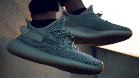 Las Adidas Yeezy Boost V Mx Grey Combinan Con Todo Y Te Har N