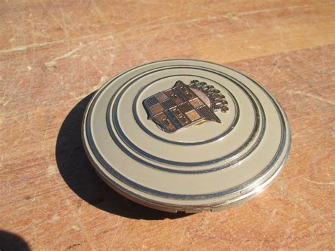 Cadillac Horn Button Oem Ebay