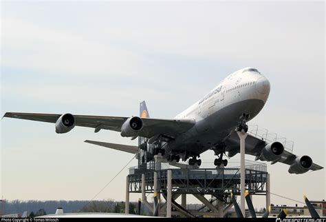 D ABYM Lufthansa Boeing 747 230B M Photo By Tomas Milosch ID 293274