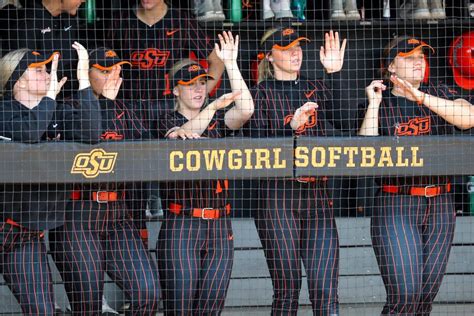 Oklahoma State Softball Lexi Kilfoyl Finishes Strong As Cowgirls