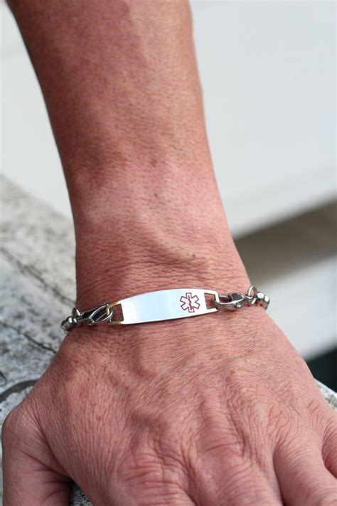 Medical Alert Bracelet For Men And Women Custom Engraved Etsy Medic