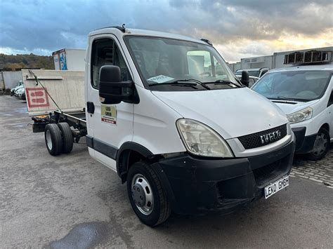 Buy Damaged IVECO Daily 35C13 Mit LWB Motor Defekt Chassis Truck