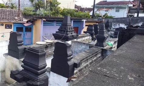 Candi Donotirto Sejarah Daya Tarik Lokasi Ragam Aktivitas