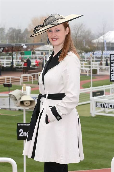 Cheltenham 2014 Ladies Day Birmingham Live