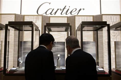 Richemont Numéro Deux Mondial Du Luxe échappe Aux Premières Griffes