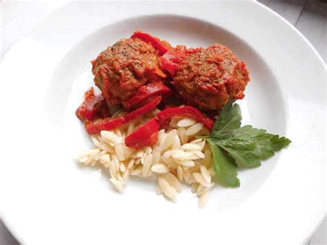 Hackbällchen in Tomaten Paprika von tomtailor Chefkoch