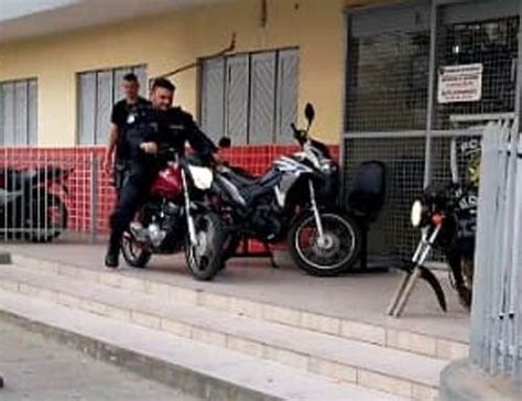 4DZ Patrulha PM ATRAVÉS DO 2º BPM RECUPERA MOTOCICLETA MINUTOS APÓS O