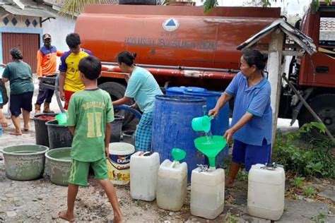 Bpbd Cilacap Antisipasi Dampak Kekeringan Pada Musim Kemarau Antara News