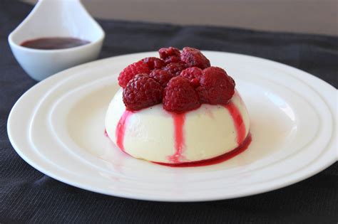 Picnic Vanilla Bean Panna Cotta