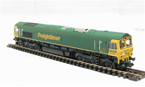 Dapol Nd051 Class 66 Diesel 66554 In Freightliner Livery