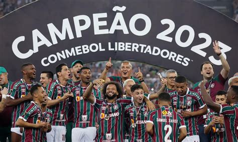 Goleiro Da Sele O Brasileira Comemora T Tulo Do Fluminense Na Libertadores