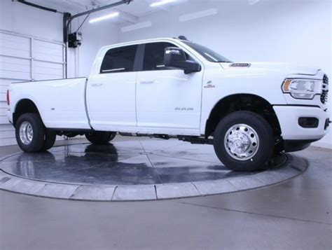 New 2023 Ram 3500 Big Horn Crew Cab In Oklahoma City Pg644485 Bob Moore Dodge Chrysler Jeep Ram