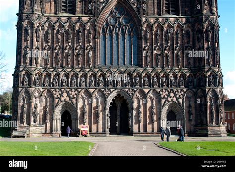 The West Front Of Lichfield Cathedral Staffordshire England Uk Stock