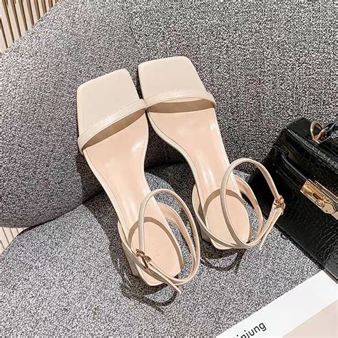 GIÀY SANDAL CAO GÓT NỮ ĐẾ vuông cao P P QUAI MẢNH MÀU ĐEN TRẮNG HOT mã Shopee Việt Nam