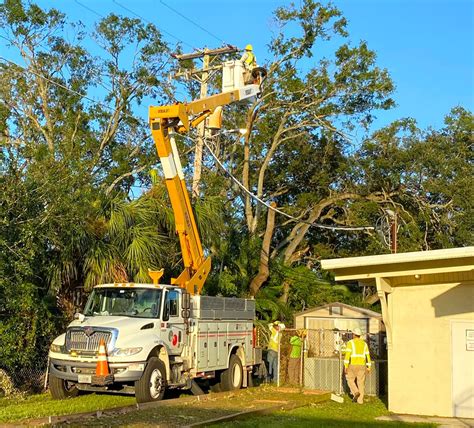 Wps Crews Working To Restore Power In Florida Following Hurricane