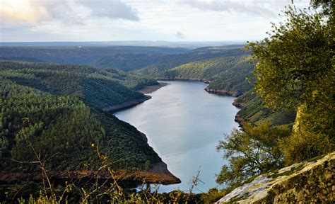 Rio Tajo A Su Paso Por El Parque Nacional De Monfrag E Flickr