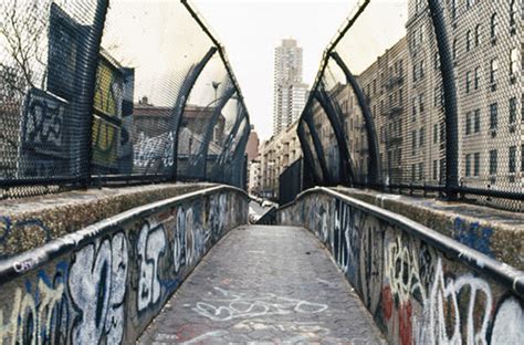 25 Vintage Photographs of New York City Graffiti in the '90s | Complex