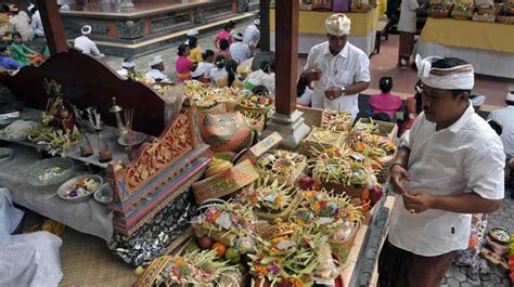 Rangkaian Hari Raya Galungan Di Bali Lengkap Dengan Tradisi Dan Maknanya