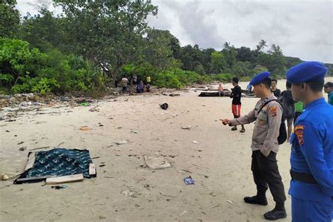 Foto Mayat Tanpa Kepala Dan Kaki Terdampar Di Pantai Babel Kenakan