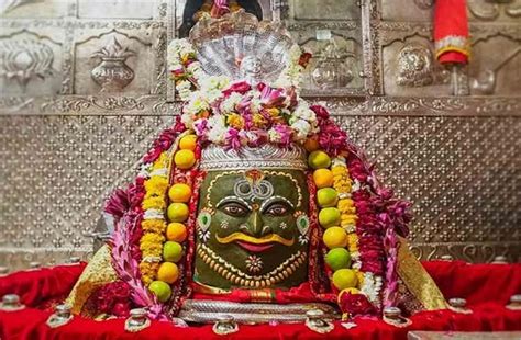 हर हर महादेव के जयकारे से गूंजे शिवालय सावन के पहले दिन मंदिरों में