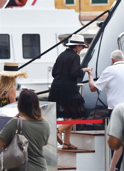 Kris Jenner Nude OnlyFans Leaks Fappening Page 3 FappeningBook