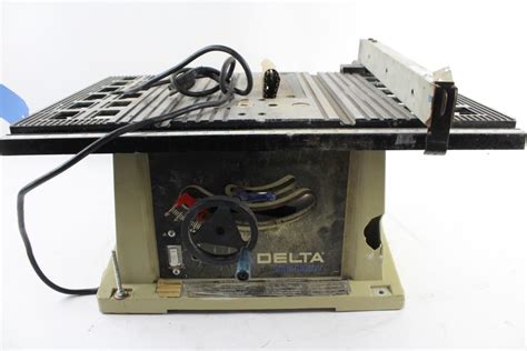 Delta Shopmaster 10 Bench Saw Property Room