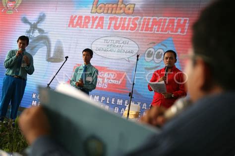 Lomba Karya Tulis Pelajar Antara Foto