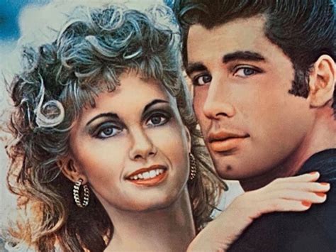 Dónde ver Vaselina la película que hizo brillar a Olivia Newton John