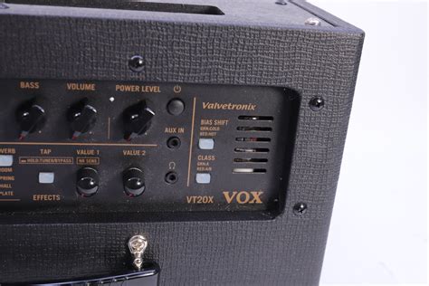 Vox VT20X Valvetronix Hybrid Modeling 1x8 Combo Guitar Amplifier