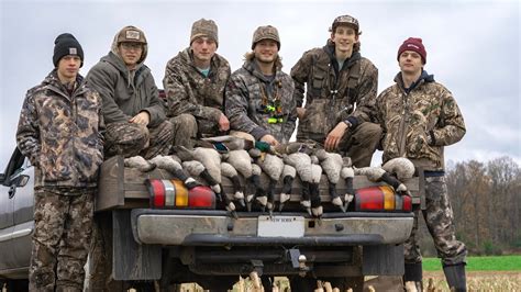 Goose Hunting In New York With Suny Cobleskill Collegiate Waterfowl