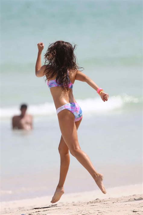 Yara Khmidan In Bikini In Miami 3 LACELEBS CO